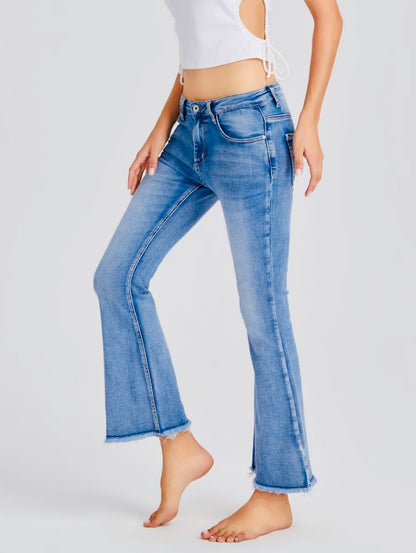 The Laxfield Skinny Flare crop jeans - light wash